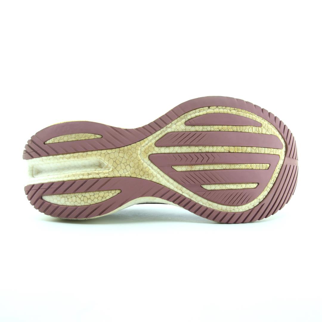SAUCONY TRIUMPH 20