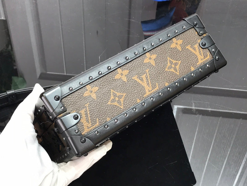 Fan Fashion Lu-Vi bags - 17643