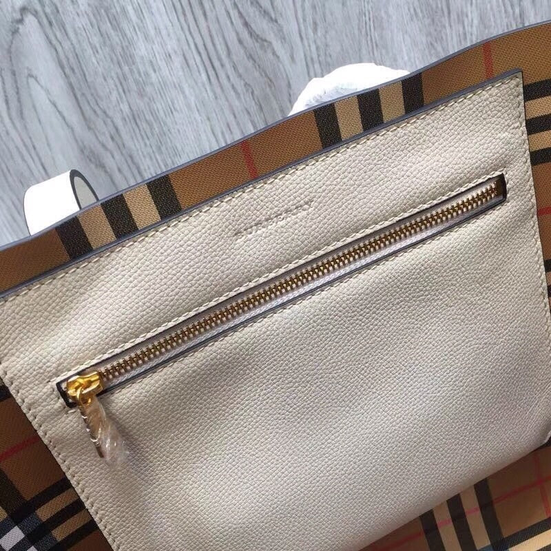 Burberry Bags - Bagsattire   693