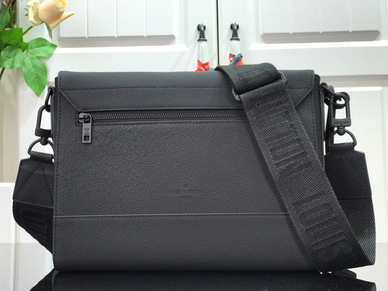 Fan Fashion Lu-Vi bags - 17635