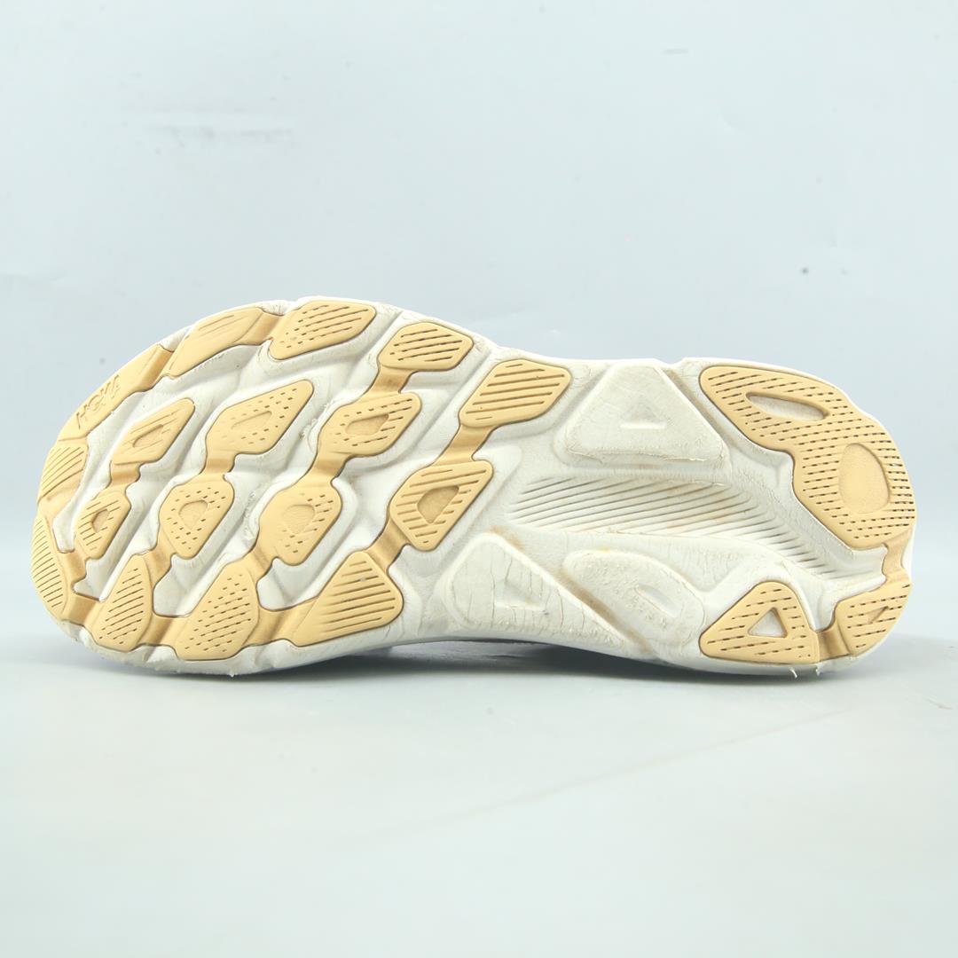 HOKA ONE ONE CLIFTON 9
