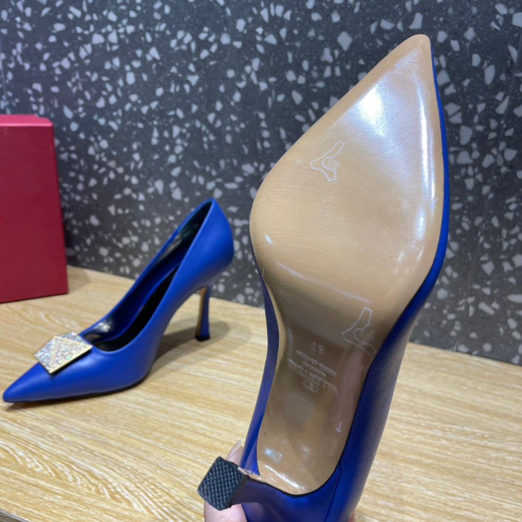 VAL -  Garavani One Stud Pump With Maxi Stud Crystals Blue For Women WS0FH8XIC