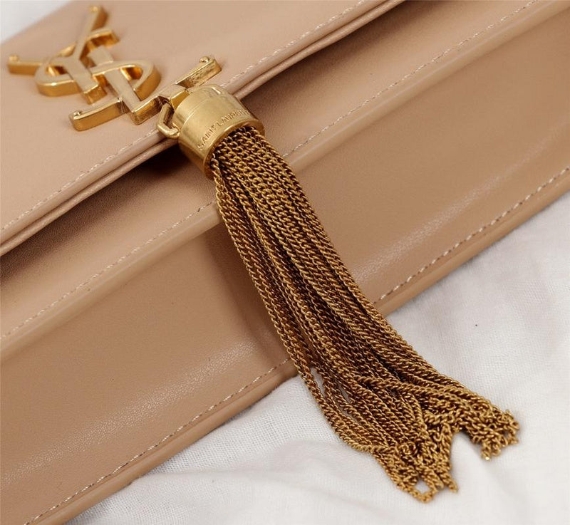 Amelia - YSL Bag - 2626
