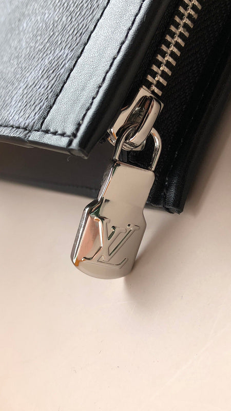 Fan Fashion Lu-Vi bags - 17655