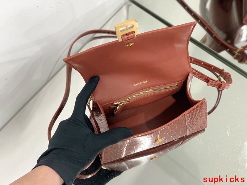 Amelia- BG Hourglass Bags - 148