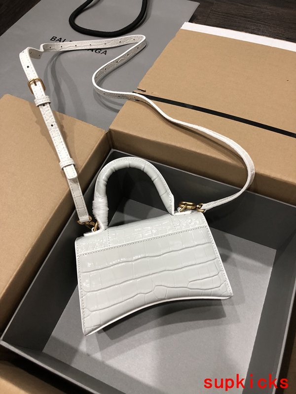 Amelia- BG Hourglass Bags - 188