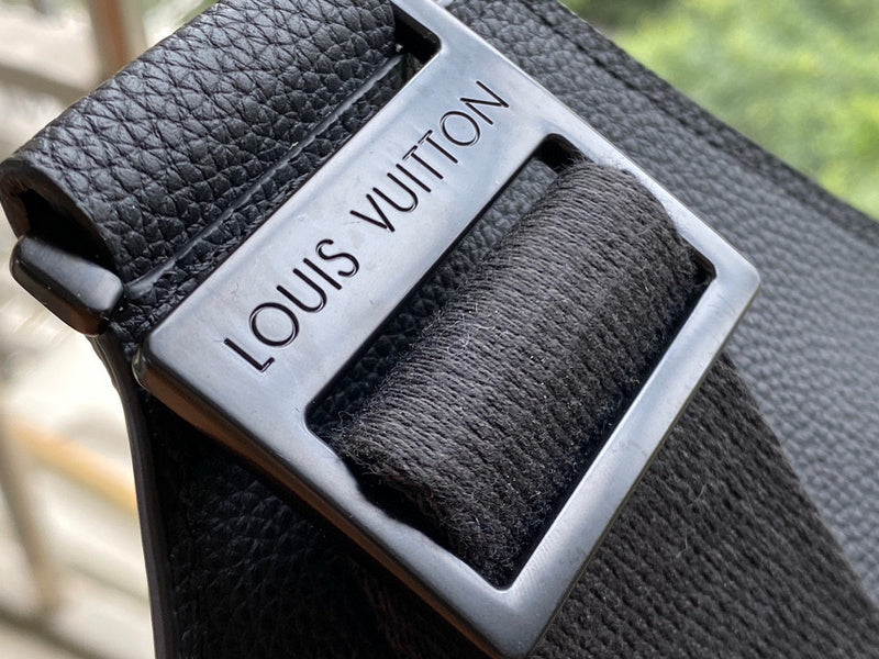 Fan Fashion Lu-Vi bags - 17578