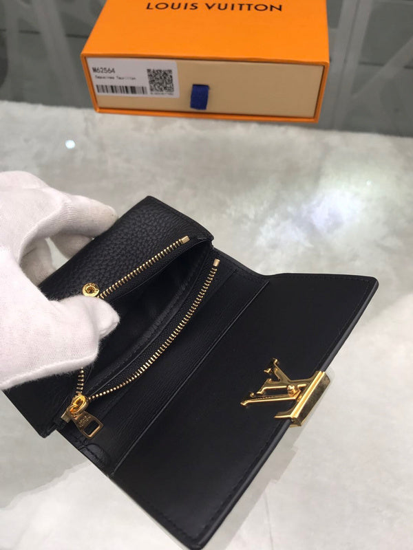 Fan Fashion Lu-Vi bags - 9002