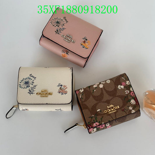 Amelia - CAH Wallet - 071