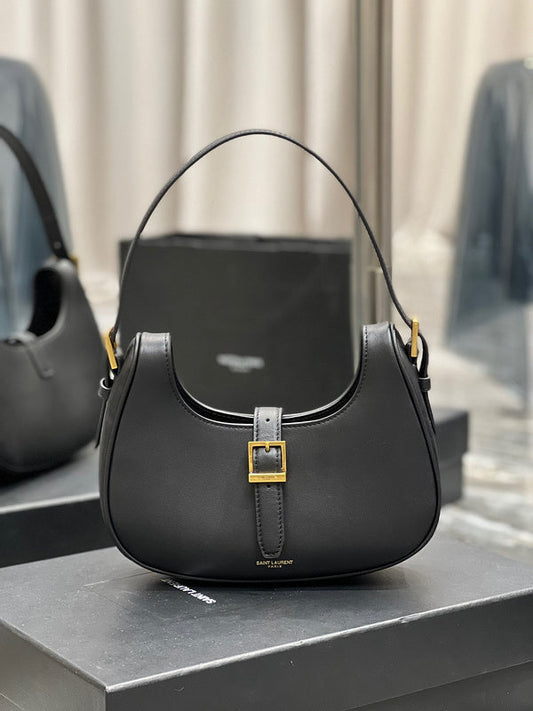 Amelia - YSL Bag - 3663
