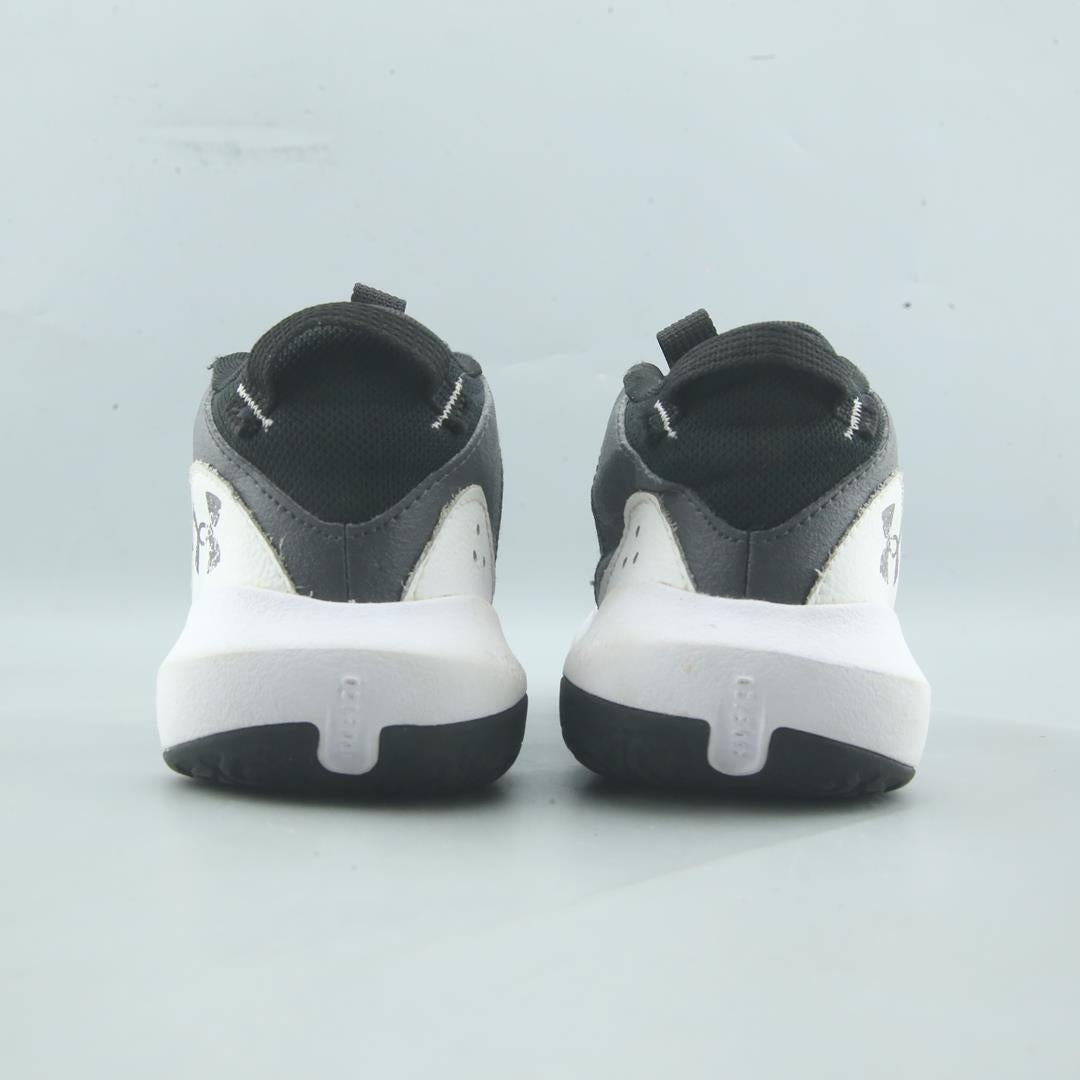 UNDER ARMOUR LOCKDOWN 6