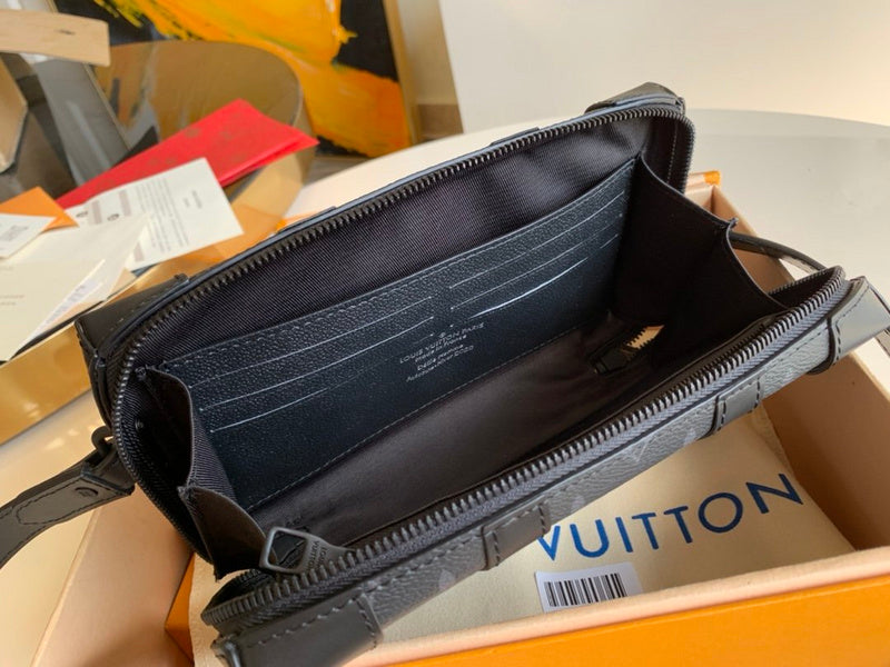 Fan Fashion Lu-Vi bags - 17733