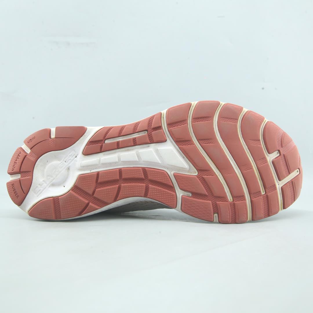 UNDER ARMOUR CHARGED ESCAPE 3