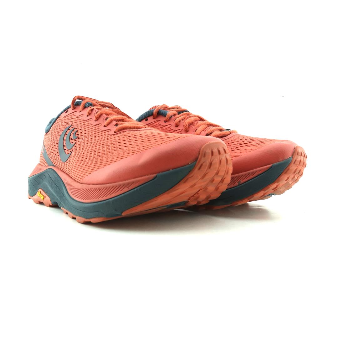 TOPO ATHLETIC ULTRAVENTURE 3