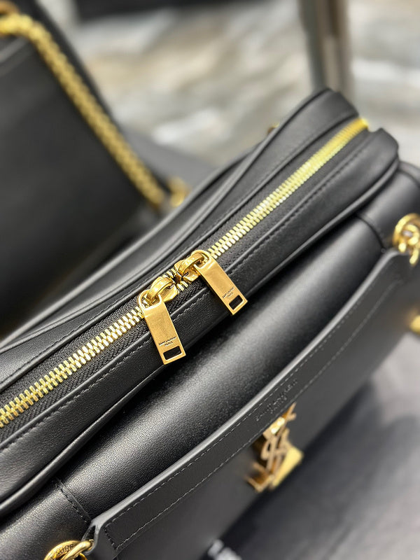 Amelia - YSL Bag - 3997