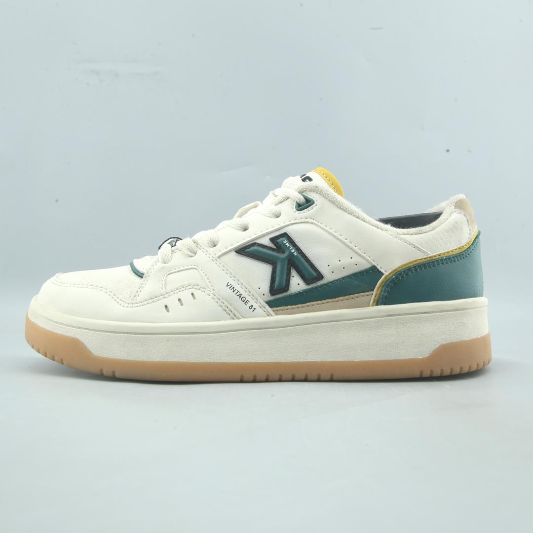 KELME  .