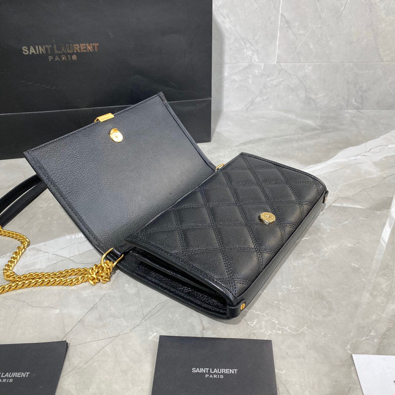 Amelia - YSL Bag - 4093