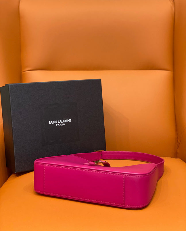 Amelia - YSL Bag - 2007