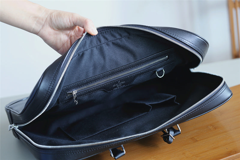 Fan Fashion Lu-Vi bags - 9849