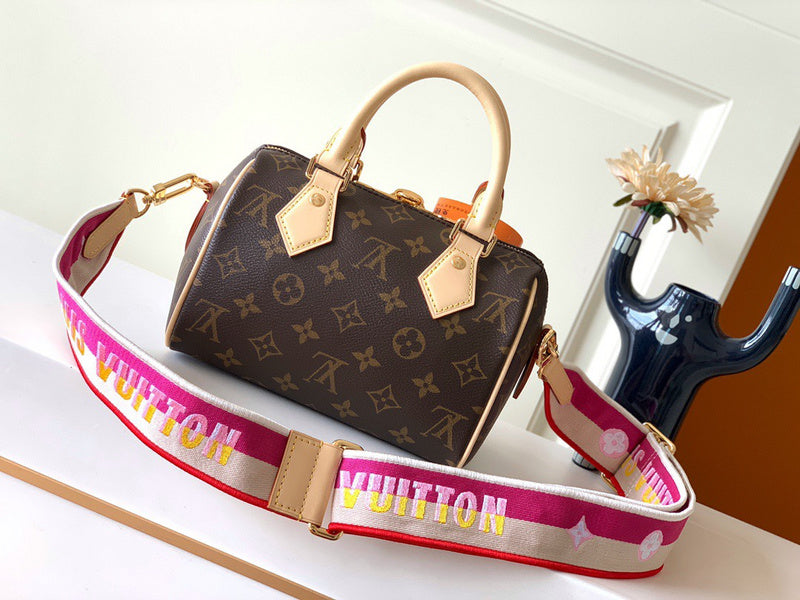 Amelia's Bag Gallery - LOV Bags - 670