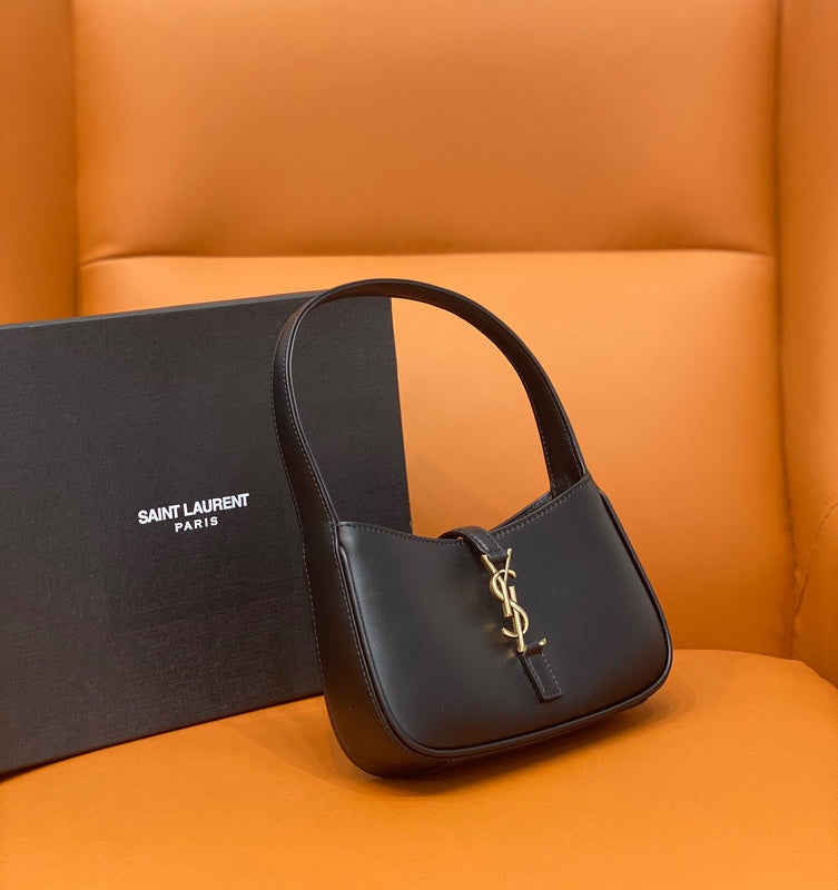 Amelia - YSL Bag - 1991