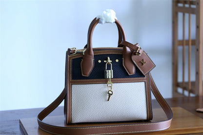 Amelia - LOV Lady Bags - 1815