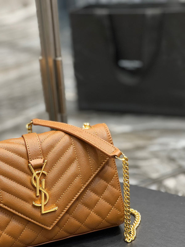 Amelia - YSL Bag - 1901