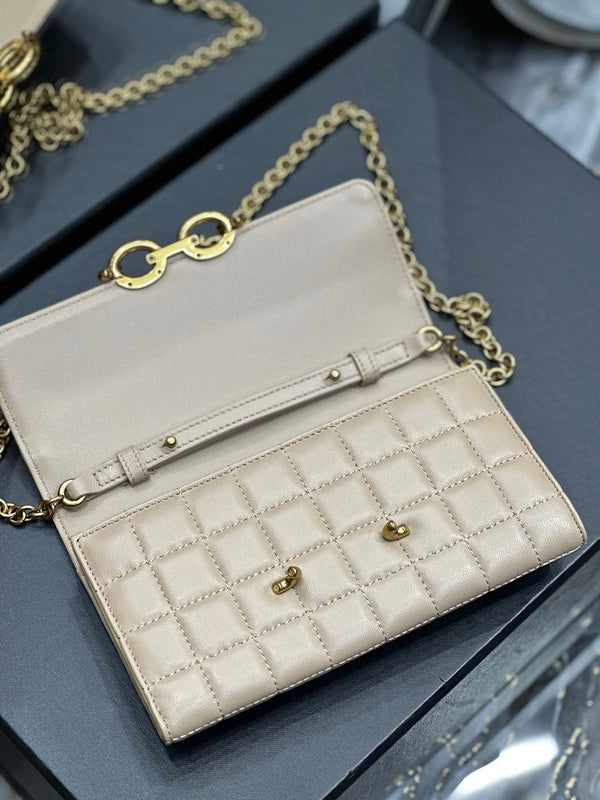 Amelia - YSL Bag - 4001