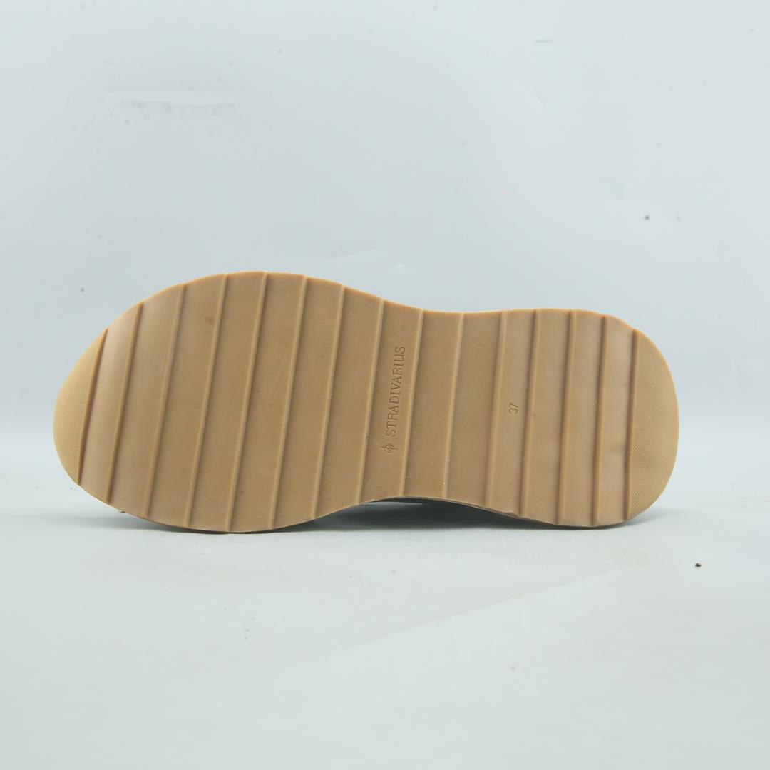 STRADIVARIUS .