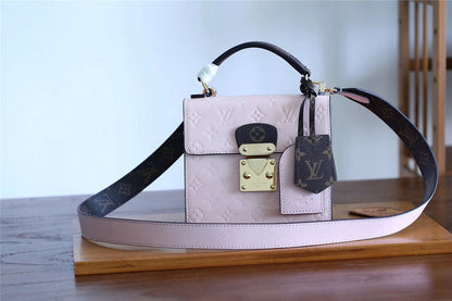 Amelia - LOV Lady Bags - 1808