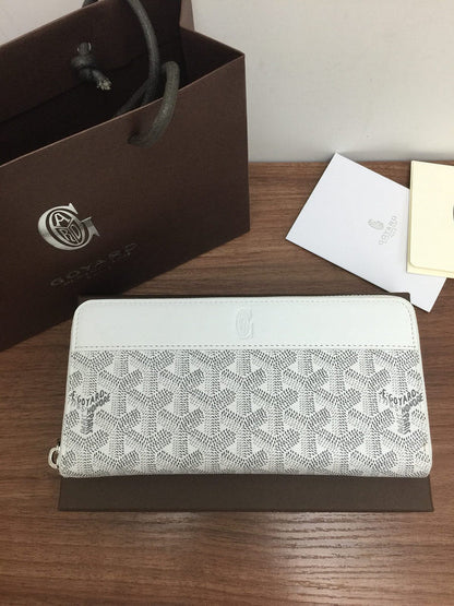 Amelia - GYO Wallets - 054