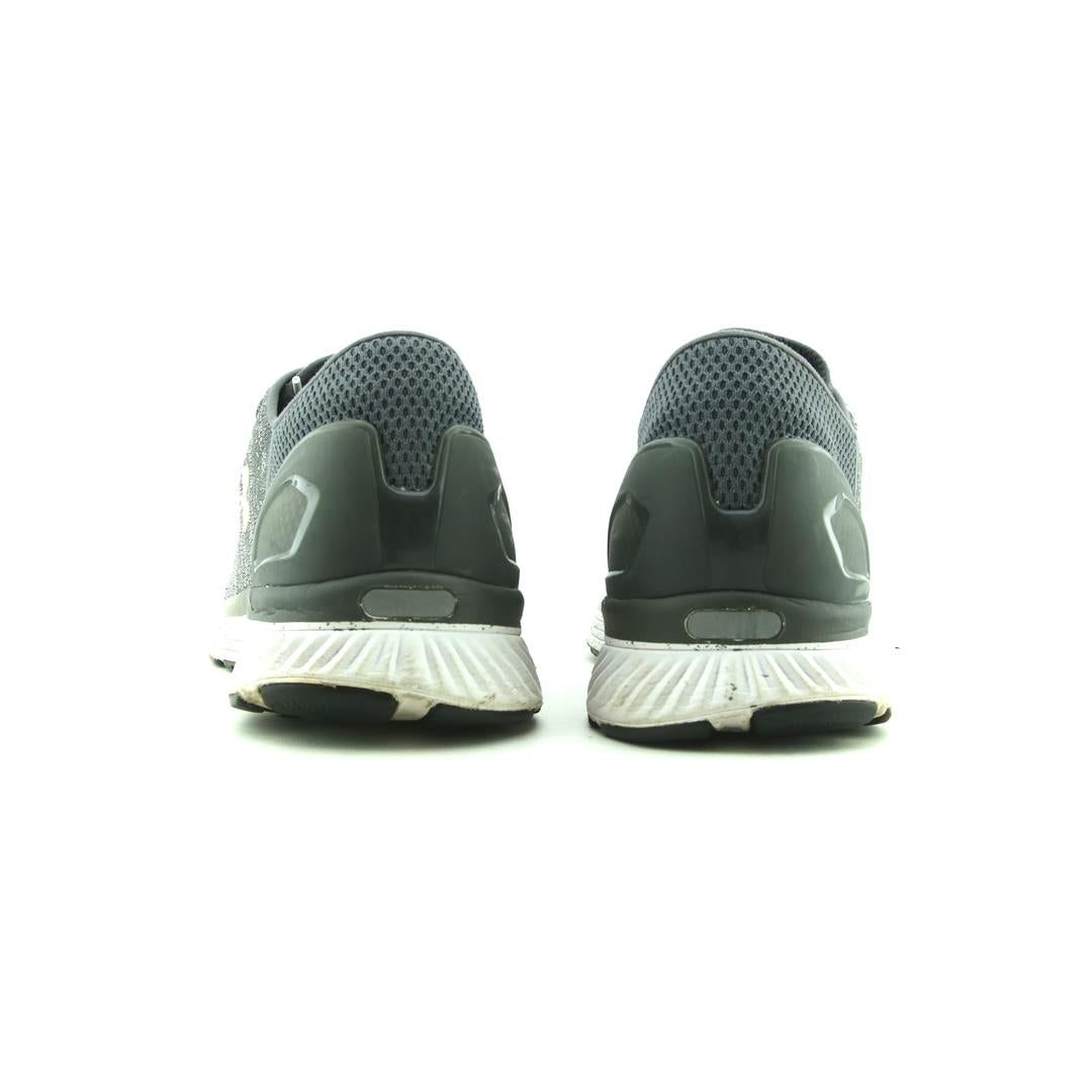 UNDER ARMOUR BANDIT 3 '