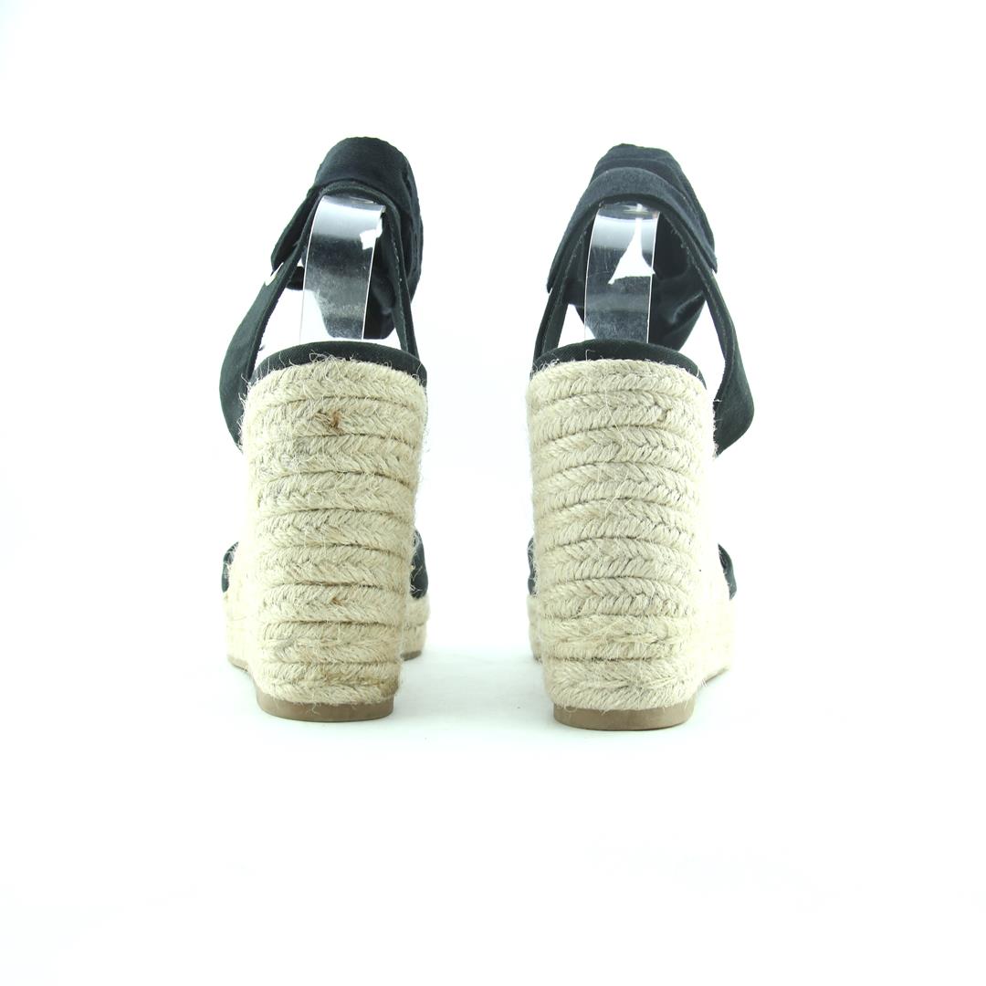 STRADIVARIUS .