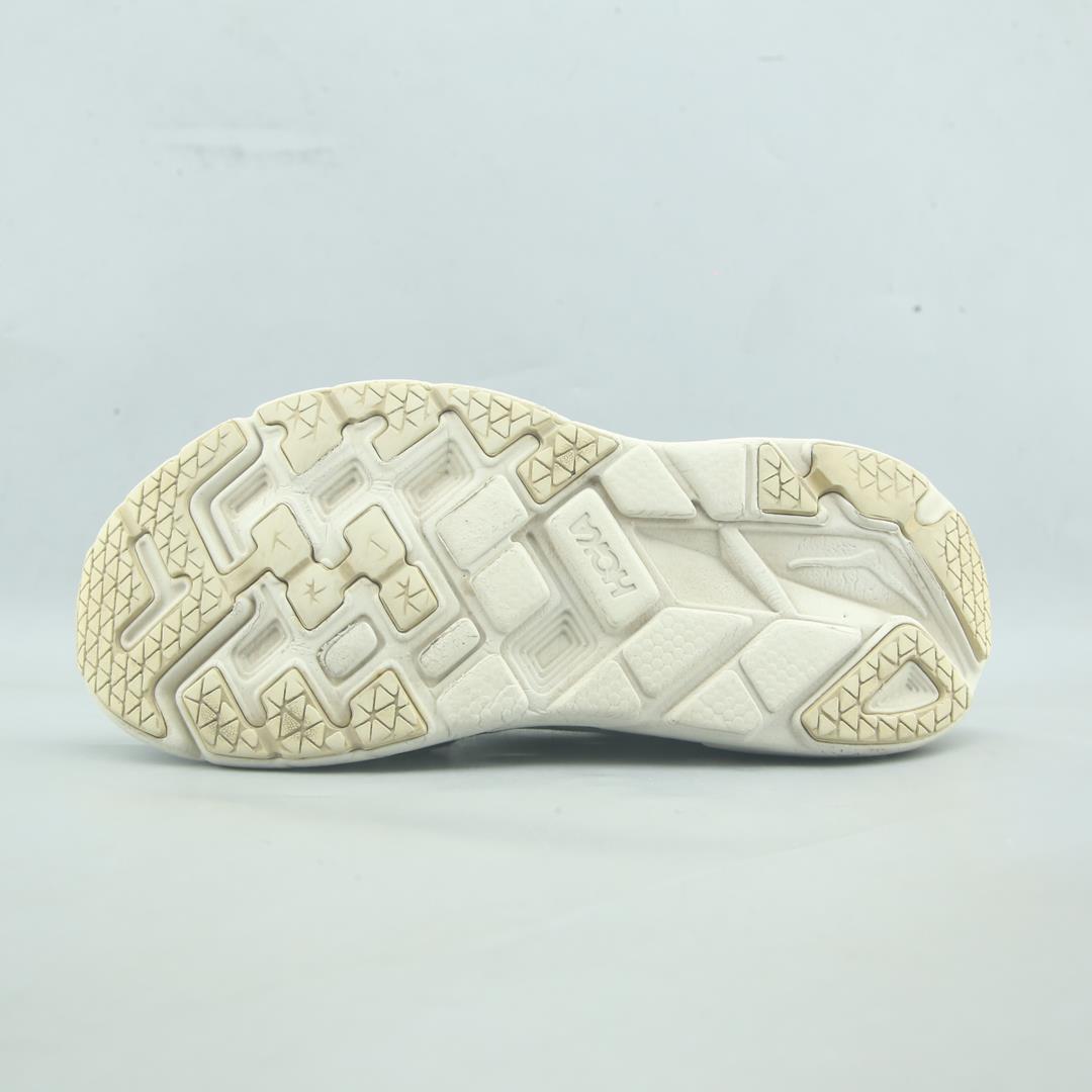 HOKA ONE ONE OV CLIFTON