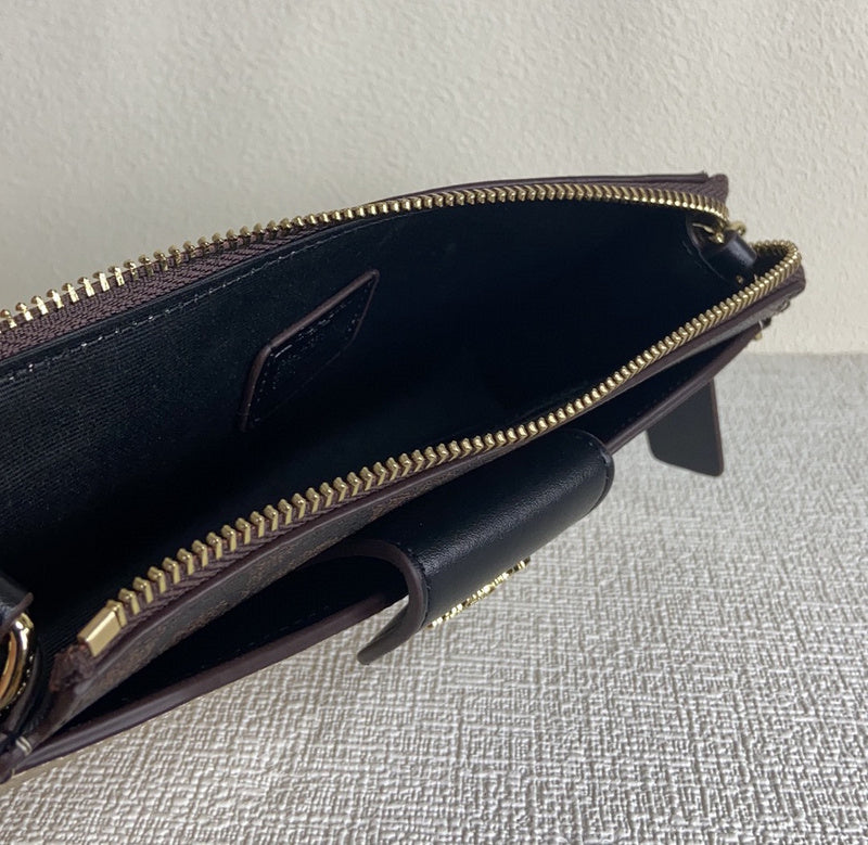 Amelia-i CAH Bags - 018