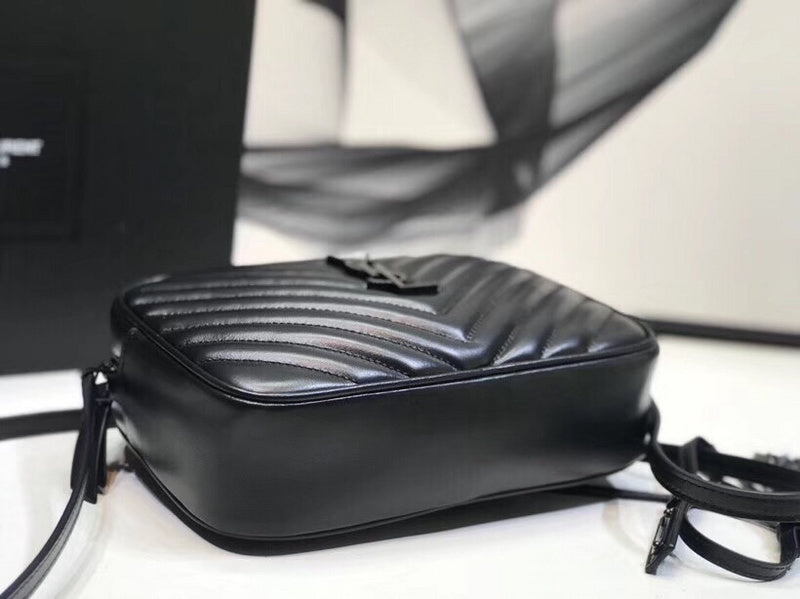 Amelia - YSL Bag - 2121