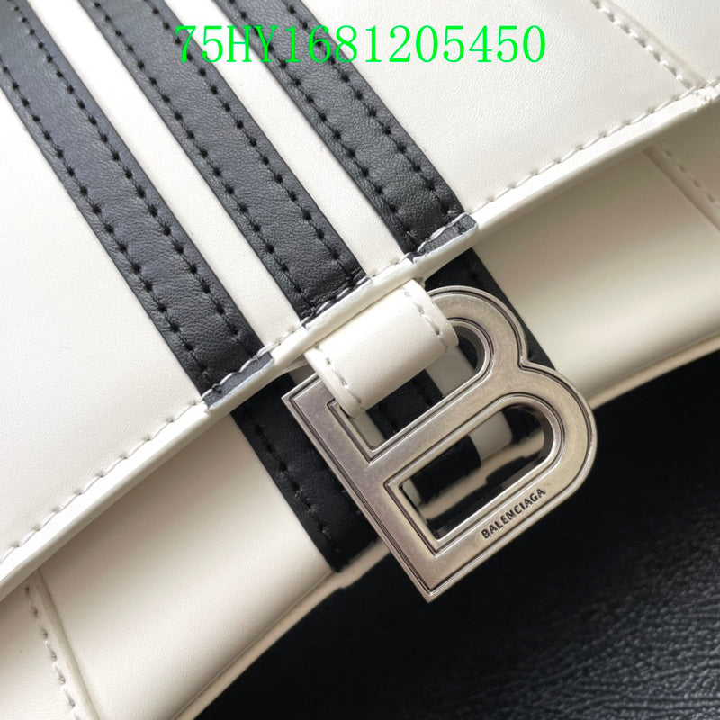Amelia - BGA Bags - 1946