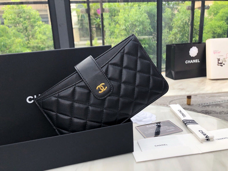 Wellow Bags - Chanel - Bags  - 065