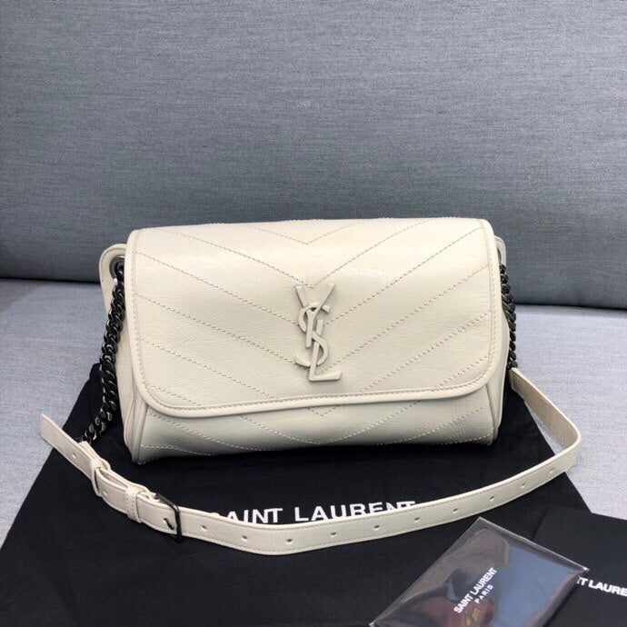 Amelia - YSL Bag - 2333