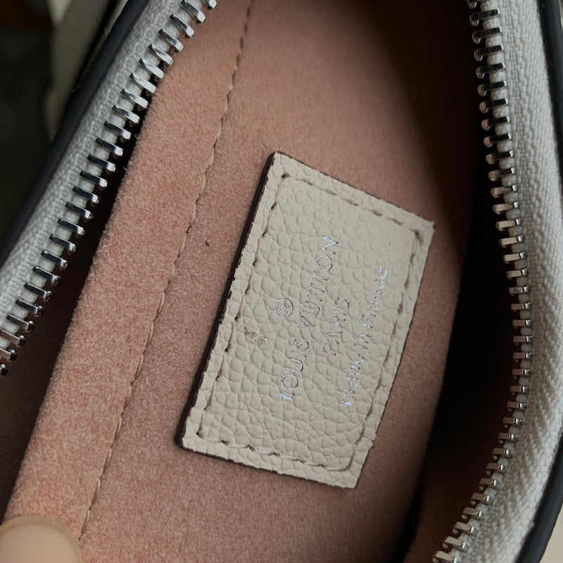 Amelia's Bag Gallery - LOV Bags - 1332