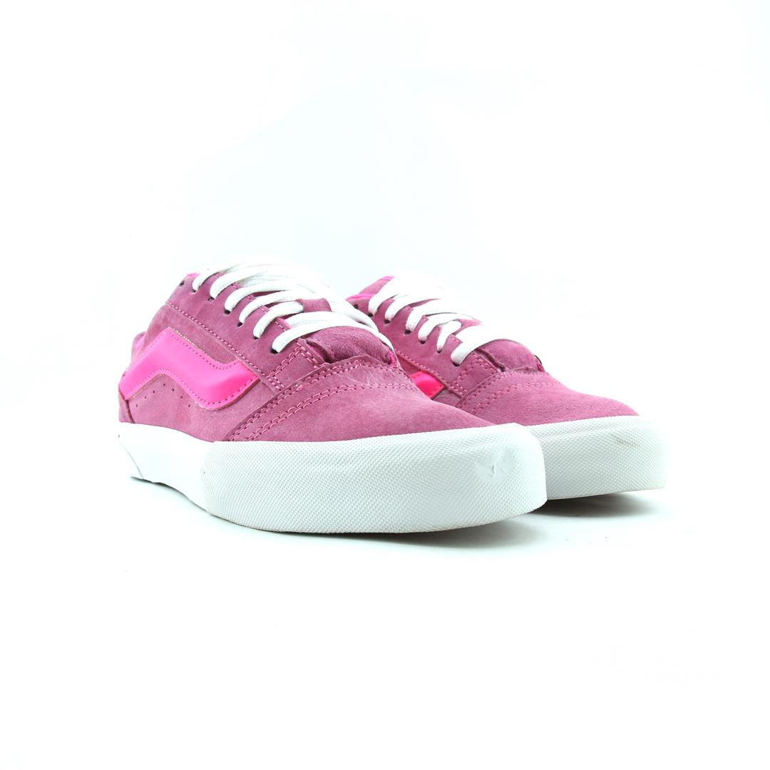 VANS KNU SKOOL