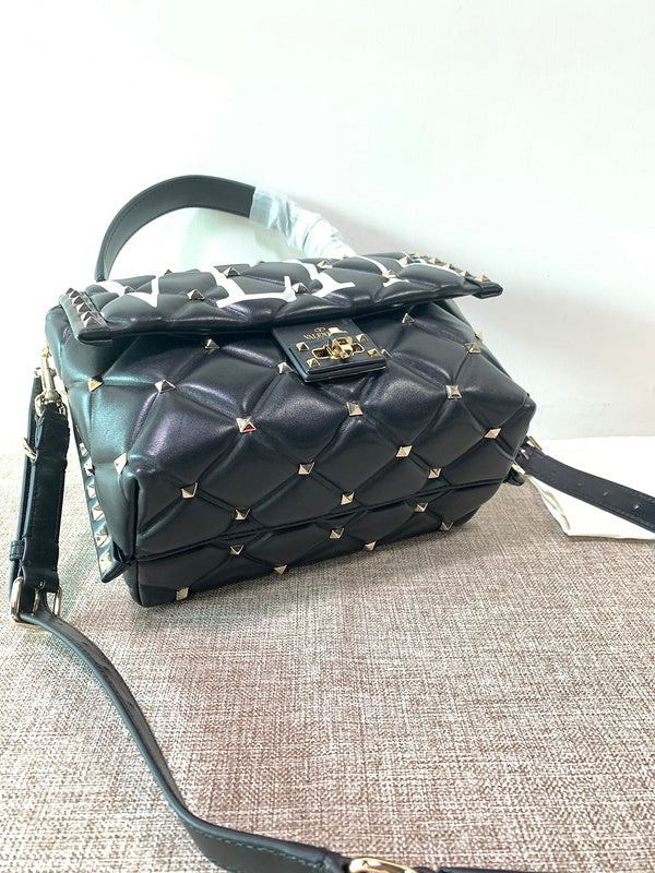 Amelia's Bag Gallery - VEL Bags - 081