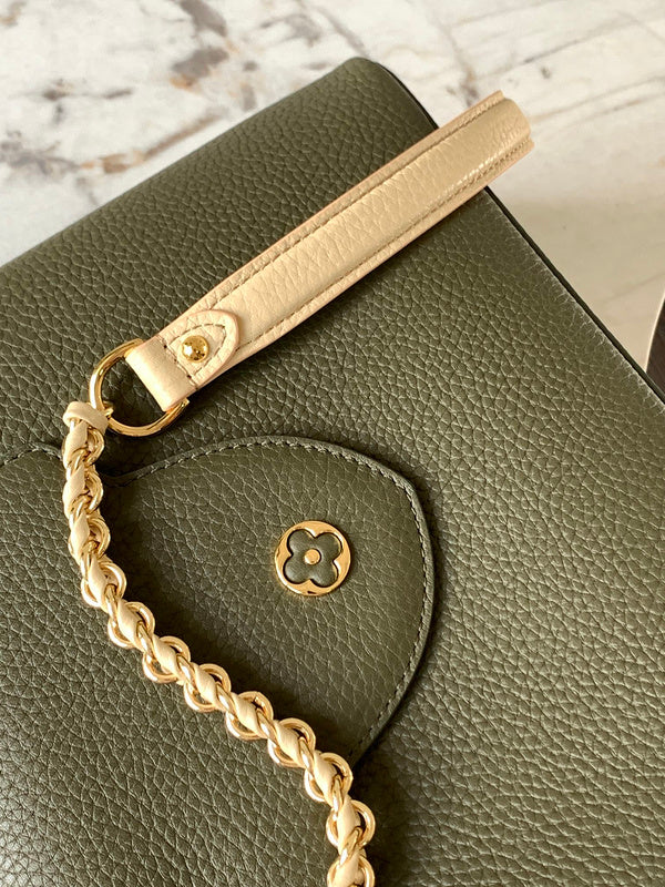 Amelia's Bag Gallery - LOV Bags - 1200