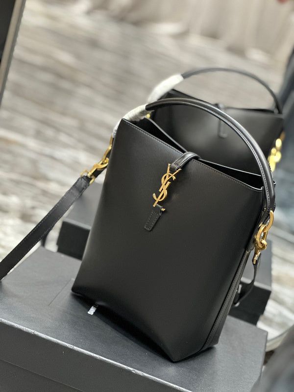 Amelia - YSL Bag - 3970