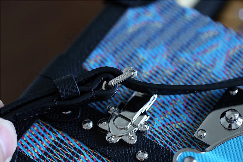Fan Fashion Lu-Vi bags - 8204