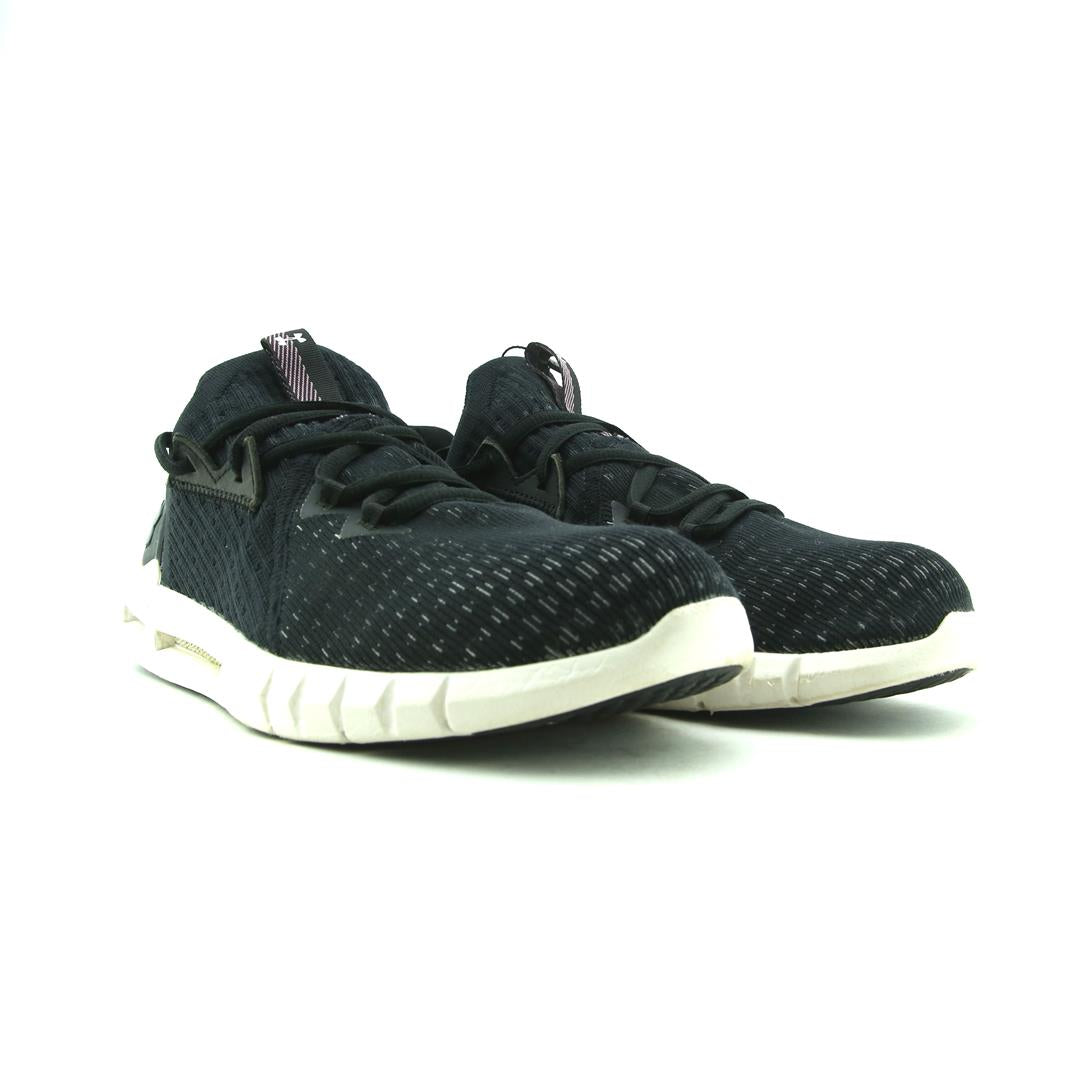 UNDER ARMOUR  HOVR SLK EVO