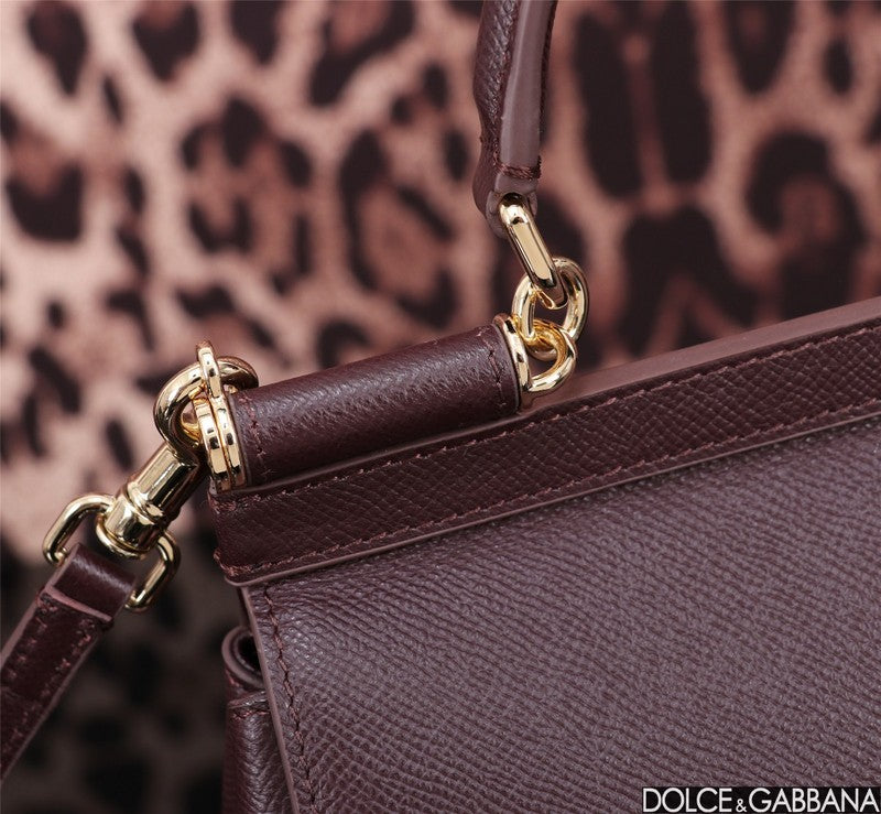 Amelia- DG Bags - 360