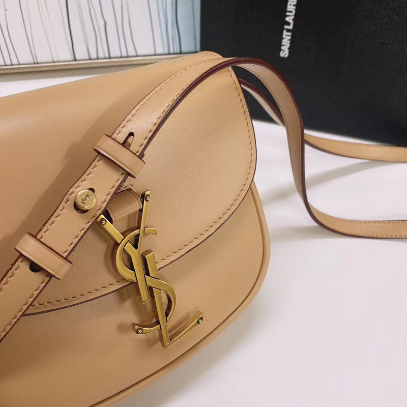 Amelia - YSL Bag - 3836