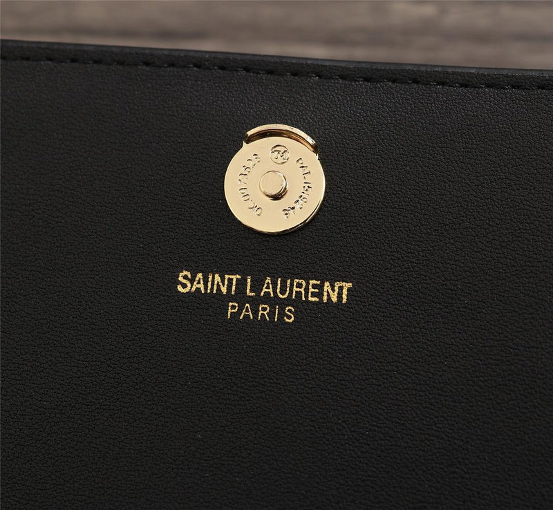 Amelia - YSL Bag - 2859
