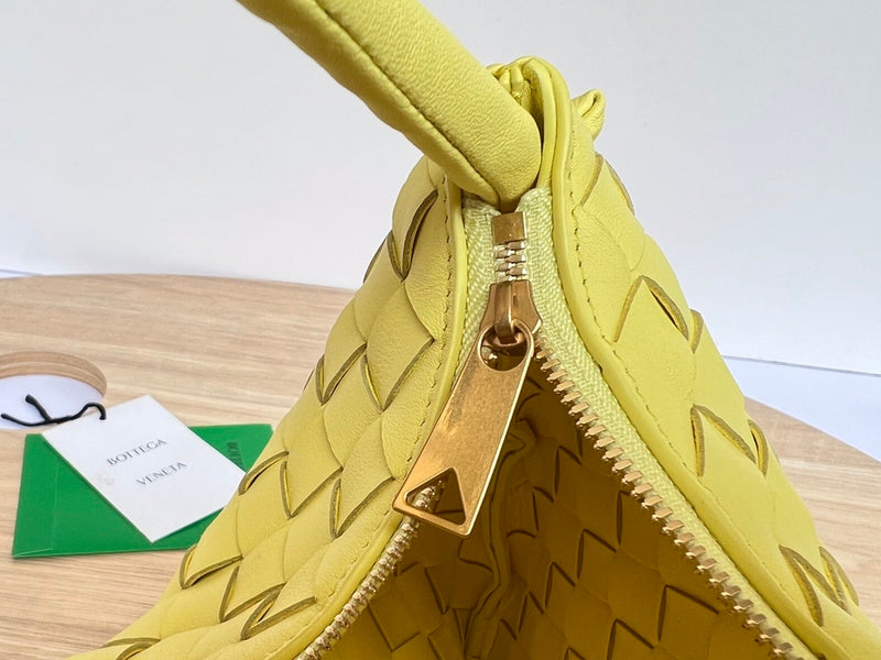 B-VENETA STYLISH HANBAGS FOR WOMEN  - 198